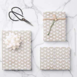 Weiße Herzen auf beigem Leinen Geschenkpapier Set