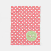 Weiße Herzen auf korallenrotem Rosa mit tadellosem Fleecedecke (Vorderseite)