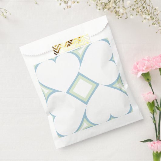 Weiße Herzmuster mit blauem Muster Geschenktütchen (Versiegelt)