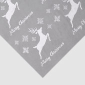 Weiße Hirschformen auf Grau mit Schneeflocken und  Seidenpapier (Ausschnitt)