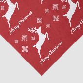 Weiße Hirschformen auf Rot mit Schneeflocken und T Seidenpapier (Ausschnitt)