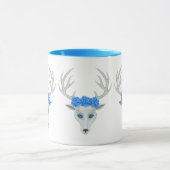 Weiße Hirschköpfe Lebende blaue Augen Antler Rose Tasse (Zentrum)