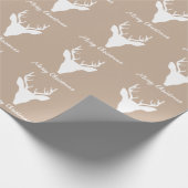 Weiße HirschkopfSilhouette auf Beige und benutzerd Geschenkpapier (Ecke)