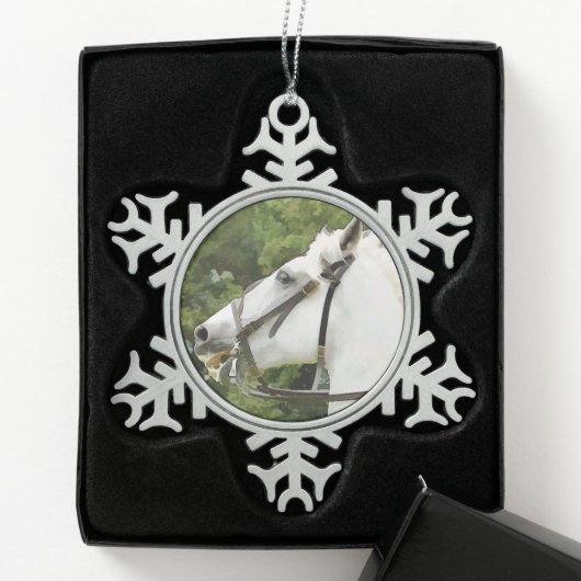 WEISSE HORSE SCHNEEFLOCKEN Zinn-Ornament (Box)