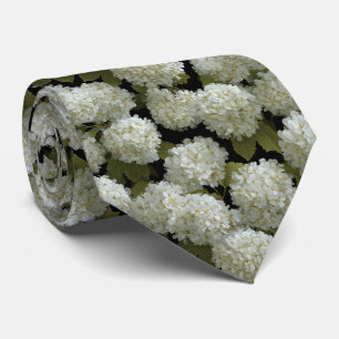Weiße Hortensien-Blumenmuster auf Schwarz Krawatte