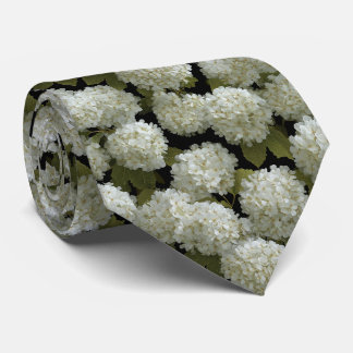Weiße Hortensien-Blumenmuster auf Schwarz Krawatte