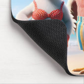Weiße Hühner in Badeanzügen Mousepad (Ecke)