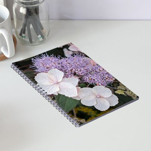 Weiße Hydrangea Aspera Blume Floral Notizblock