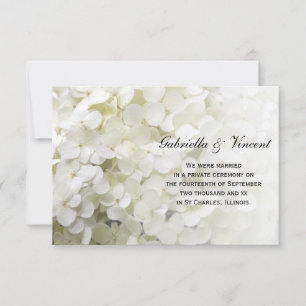 Weiße Hydrangea Floral Ehebekanntmachung Ankündigung