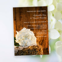 Weiße Hydrangea- und Braunwaldlandhochzeit