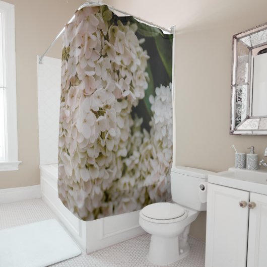 WEISSE HYDRANGEE IM BLOOM DUSCHVORHANG (Beispiel)
