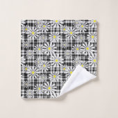 Weiße Kamille Blume auf Schwarz-weißem Schachbrett Badhandtuch Set (Waschlappen)