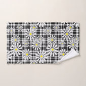 Weiße Kamille Blume auf Schwarz-weißem Schachbrett Badhandtuch Set (Handtuch)