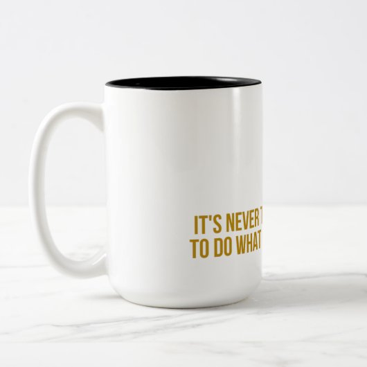 Weiße Kaninchen-Alice im Wunderland Zweifarbige Tasse (Links)