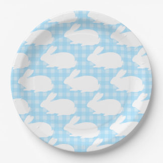 Weiße Kaninchen auf pastellblauem Gingham-Muster Pappteller