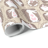 Weiße Kaninchen auf Tan Geschenkpapier (Rolleneckpunkt)