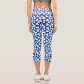 Weiße Kaninchen Muster 01.bw Blue BG Capri Leggings (Rückseite)