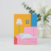 Weiße Katze auf einem rosa Sofa Postkarte (Stehend Vorderseite)