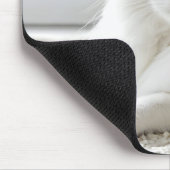 Weiße Katze auf weißem Teppich Mousepad (Ecke)