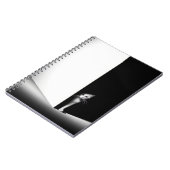 Weiße Katze in schwarzen Schatten Notizblock (Linke Seite)