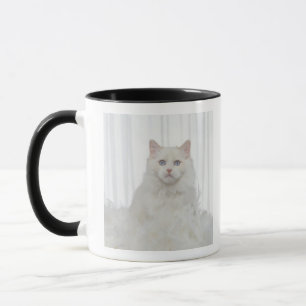 Weiße Katze mit Federn Tasse