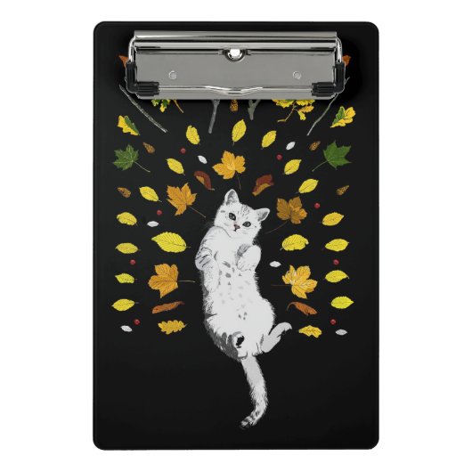 Weiße Katze mit Herbstlaub Mini Klemmbrett (Vorderseite)