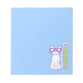 Weiße Katze mit Lila Brille mit Lesezeichen Notizblock (Vorderseite)