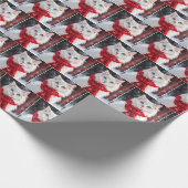 Weiße Katze mit rotem Winterschwalbe Geschenkpapier (Ecke)