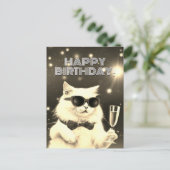 Weiße Katze mit Sonnenbrille zum Toasten am Geburt Postkarte (Stehend Vorderseite)
