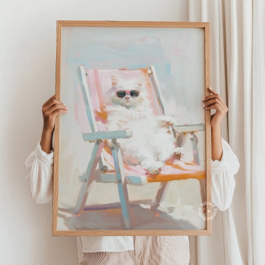 Weiße Katze mit Strandstuhl und Sonnenbrille Wand Poster