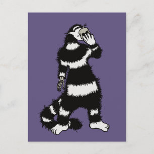 Weiße Katze Schädelmaske Whimsical Gothic Postkarte