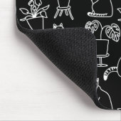 Weiße Katzen auf schwarz Mousepad (Ecke)