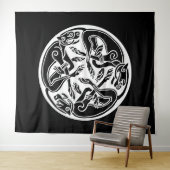 Weiße keltische Hunde auf schwarz Wandteppich (Beispiel (Horizontal))