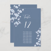 Weiße Kirschblüten Dusty Blue Platzkarte (Vorne/Hinten)