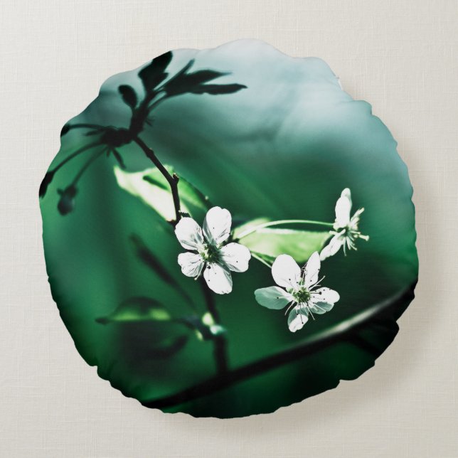 Weiße Kirschblüten Rundes Kissen (Rückseite)