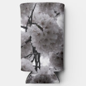 Weiße Kirschblüten Selters Dosenkühler (Vorderseite)