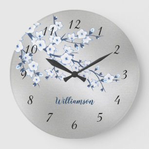 Weiße Kirschblüten-Silberfolie-Monogramm Große Wanduhr