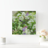 Weiße Kirschblüten und Lila Lilac Quadratische Wanduhr (Zuhause)