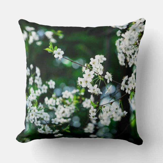 Weiße Kirsche blüht grüne Blätter Kissen (Vorderseite)