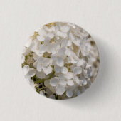 Weiße kleine Blumen Button (Vorderseite)