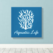 Weiße Korallen auf blauem Wasser Leinwanddruck (Insitu (Holzboden))