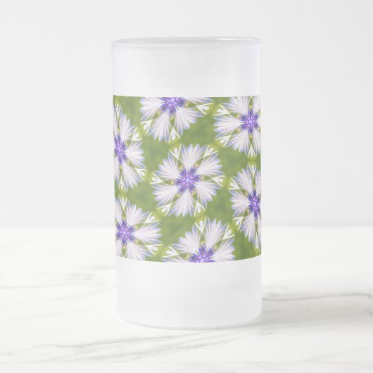 Weiße Kornblumen Muster Mattglas Bierglas (Mittel)
