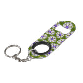 Weiße Kornblumen Muster Mini Flaschenöffner (Vorderseite Schrägansicht)