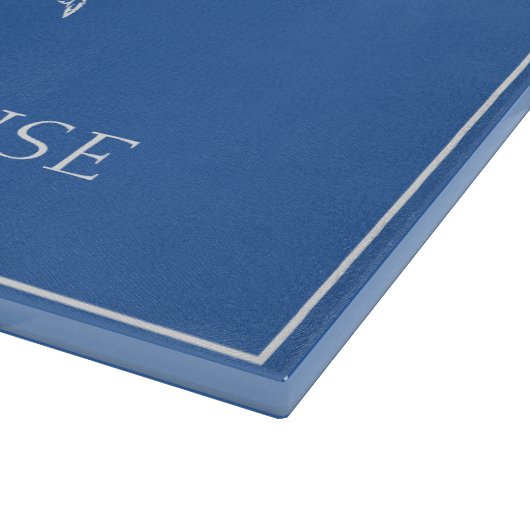 Weiße Krabbe an der Küste auf Personalisiertem kla Schneidebrett (Ecke)