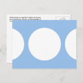 Weiße Kreise auf hellblauer Postkarte (Vorne/Hinten)