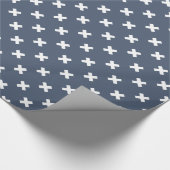 Weiße Kreuzstiche auf blau-grau Geschenkpapier (Ecke)