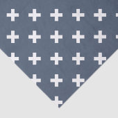 Weiße Kreuzstiche auf blau-grau Seidenpapier (Ausschnitt)