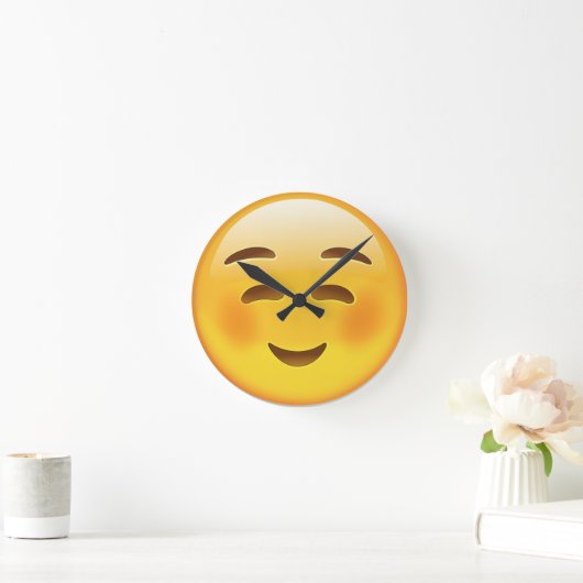Weiße lächelnde Gesichter Emoji Runde Wanduhr (Zuhause)