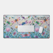 Weiße Libchen mit Blume. Bearbeitbarer Name Schreibtischunterlage (Tastatur & Maus)