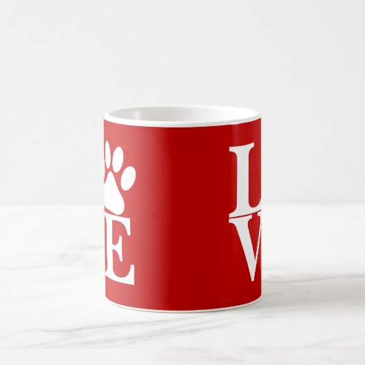 Weiße LIEBE Word Hundetyp auf rotem Hintergrund Kaffeetasse (Mittel)